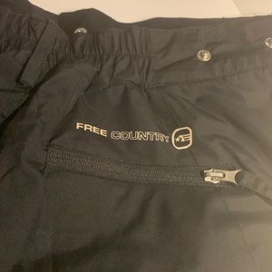 Ski pants, black with pockets and adjustable waist